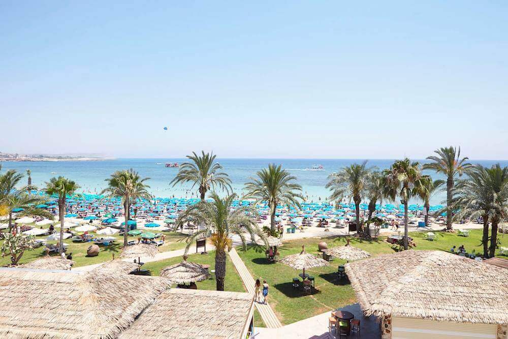 paradiso-beach-holiday-villavibes-cyprus